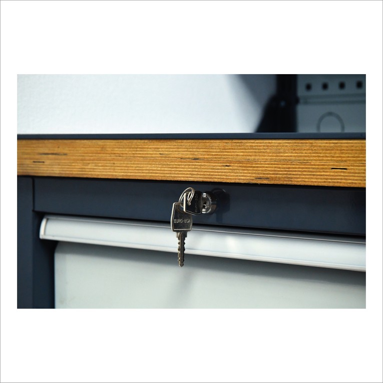 Верстак FBK 205.36.4-1R купить в Томске Верстак FBK 205.36.4-1R купить в Томске