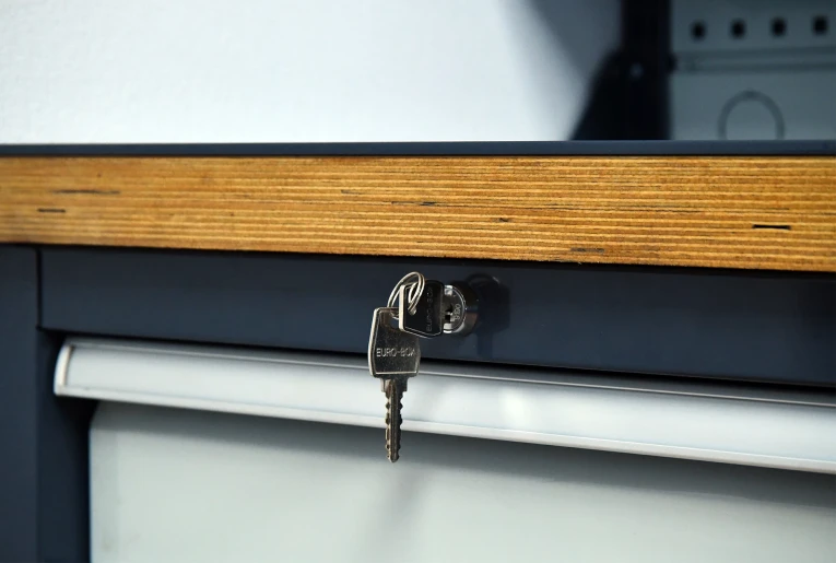 Верстак FBK 205.457-1 купить в Томске