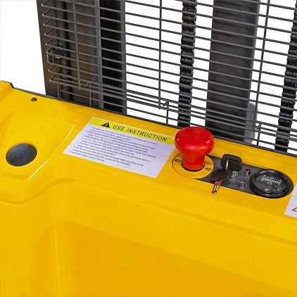 Штабелер электрический самоходный CDD15R-E (N) (1500 кг; 3,3 м; 24В / 105Ач) SMARTLIFT (SMART) купить в Томске