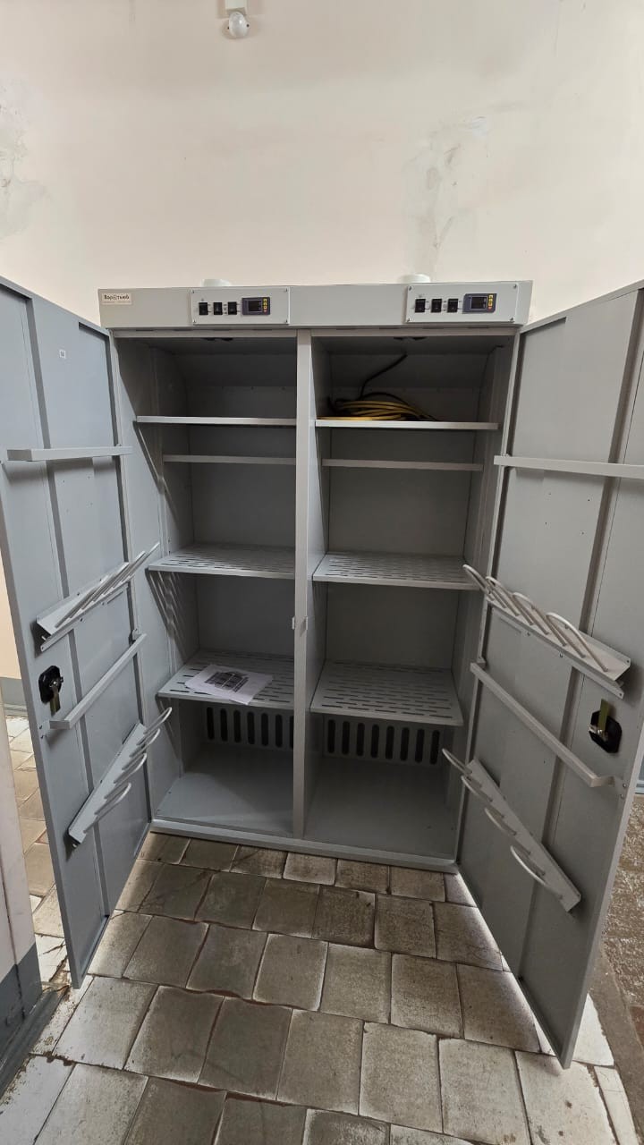 Сушильный шкаф ШС-4 СП3 Ф для одежды, белья и обуви купить в Томске Сушильный шкаф ШС-4 СП3 Ф для одежды, белья и обуви купить в Томске