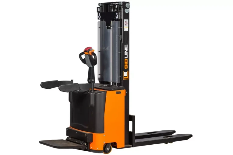 Штабелер электрический самоходный с платформой 1,5 т - 5,6 м Вилы: 1150 , АКБ Свинцово - кислотная, CL1556W SIBLINE купить в Томске Штабелер электрический самоходный с платформой 1,5 т - 5,6 м Вилы: 1150 , АКБ Свинцово - кислотная, CL1556W SIBLINE купить в Томске