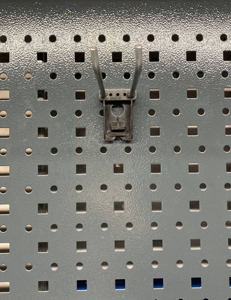 Крючок двойной 100 мм купить в Томске